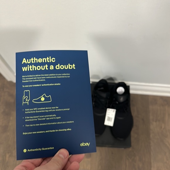 Adidas Triple Black Nmd_R1 Size 8.5 - Picture 5 of 6